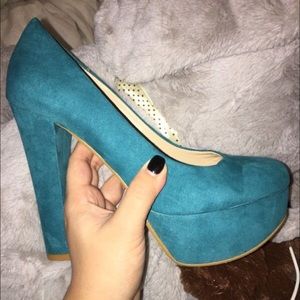 Call it spring heels size 6 heels suede blue